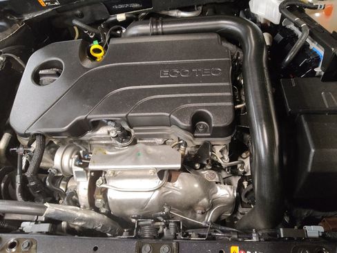 Used 2023 Chevrolet Malibu LT FWD image 30