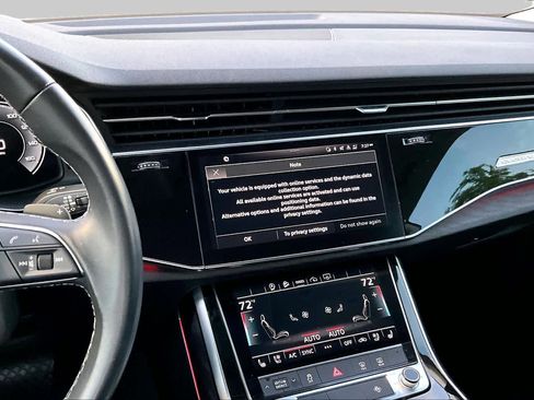 Used 2022 Audi Q8 Premium Plus w/ Premium Plus Package AWD/4WD image 9