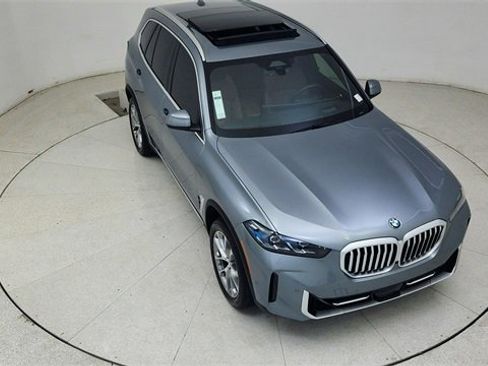 Used 2026 BMW X5 sDrive40i image 76