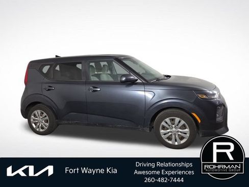 Used 2020 Kia Soul LX FWD image 6