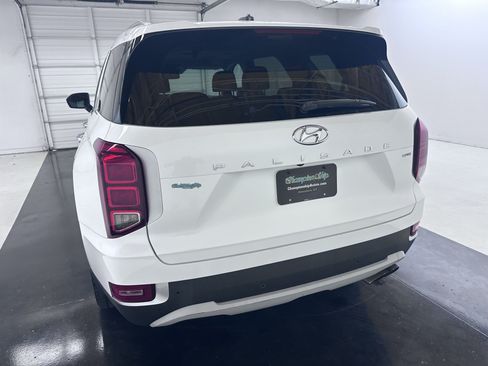 Used 2022 Hyundai Palisade SEL AWD/4WD image 16