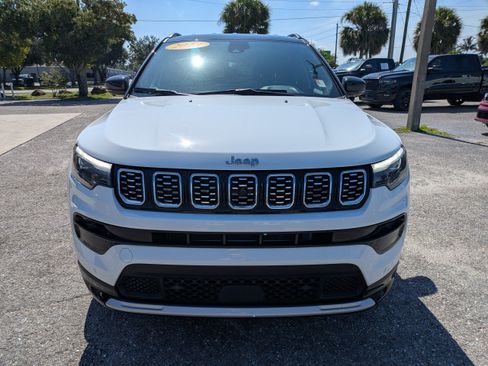 Used 2024 Jeep Compass Limited w/ Elite Group AWD/4WD image 9