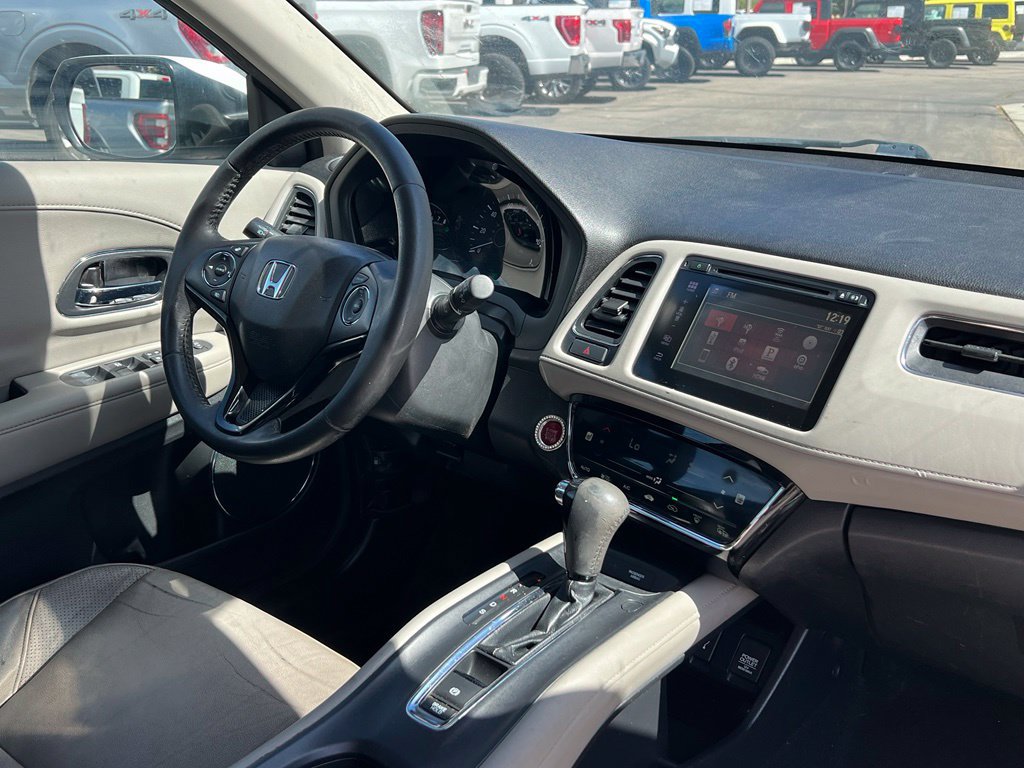 Used 2018 Honda HR-V EX-L image 16