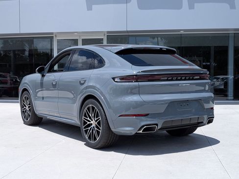 New 2026 Porsche Cayenne Coupe AWD/4WD image 3