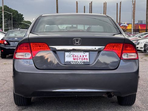 Used 2010 Honda Civic LX image 4