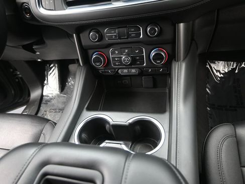 Used 2024 Chevrolet Tahoe LT image 16