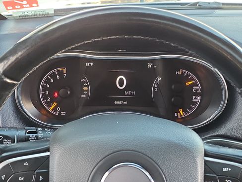 Used 2021 Jeep Grand Cherokee Laredo RWD image 16