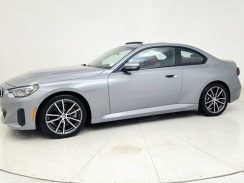 Used 2025 BMW 230i Coupe RWD image 5