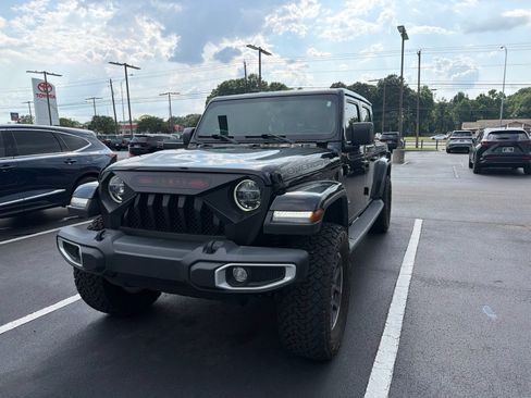 Used 2021 Jeep Gladiator Overland w/ Popular Equipment Package AWD/4WD image 6