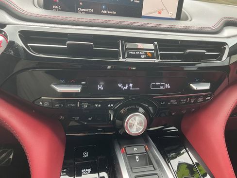 Used 2024 Acura MDX A-Spec image 35