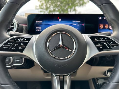 Certified 2025 Mercedes-Benz CLA 250 image 25