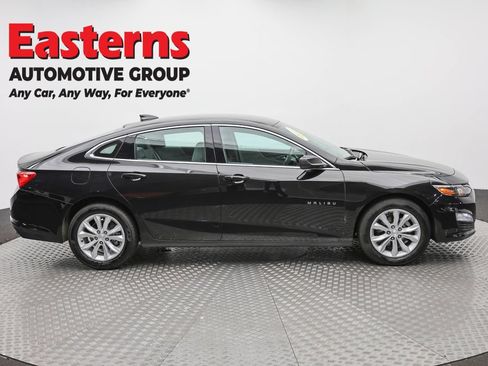 Used 2025 Chevrolet Malibu LT FWD image 4