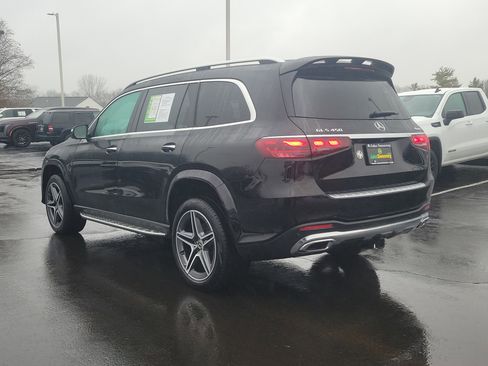 Used 2024 Mercedes-Benz GLS 450 4MATIC image 3