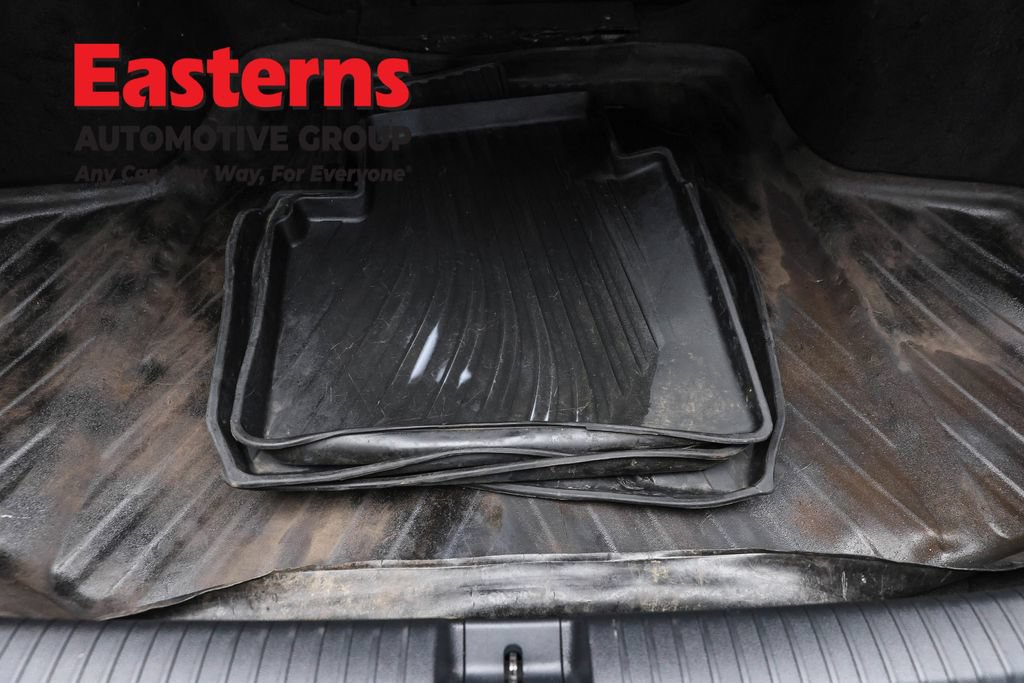 Used 2023 Honda Accord Touring image 10