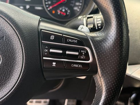 Used 2019 Kia Stinger GT1 AWD/4WD image 17