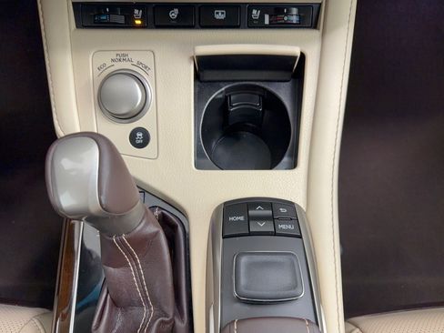 Used 2017 Lexus ES 350 w/ Luxury Package FWD image 22
