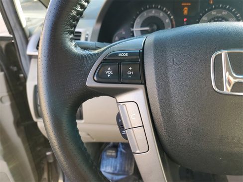 Used 2012 Honda Odyssey Touring image 24