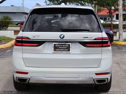 Used 2023 BMW X7 xDrive40i w/ Executive Package image 16