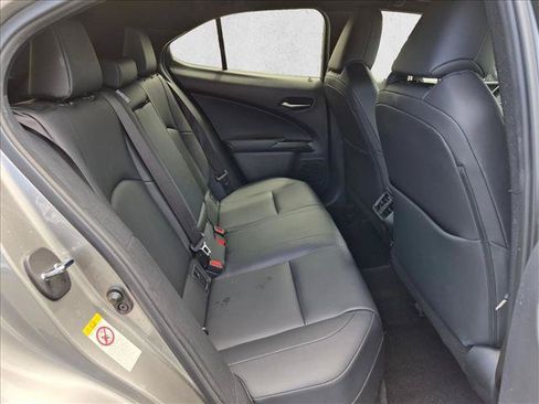 Used 2019 Lexus UX 200 w/ Accessory Package FWD image 20