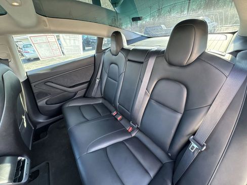 Used 2019 Tesla Model 3 Long Range image 24