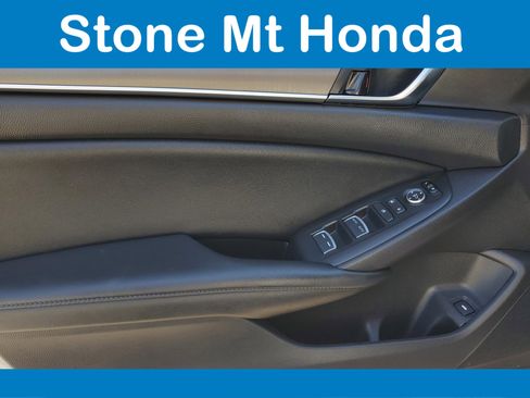 Used 2021 Honda Accord LX image 17