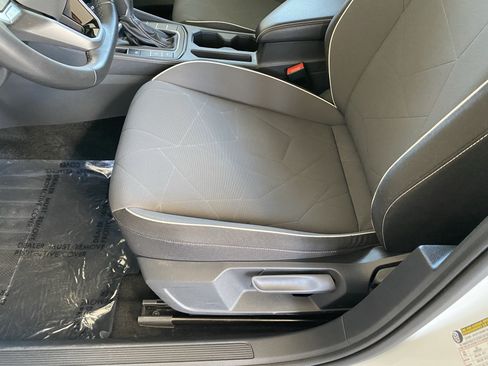 Certified 2026 Volkswagen Jetta Sport FWD image 29