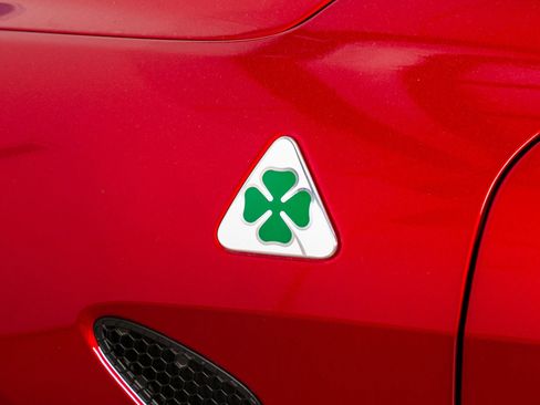 Used 2024 Alfa Romeo Giulia Quadrifoglio image 19