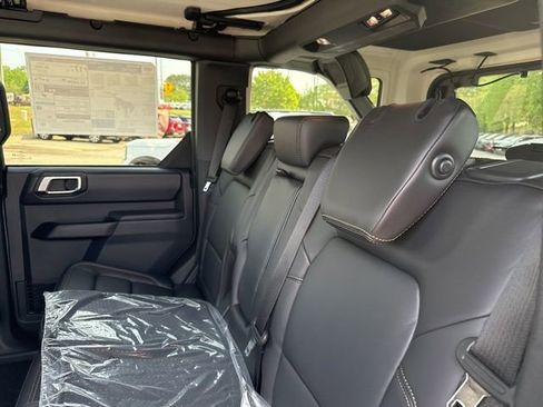 New 2026 Ford Bronco Badlands AWD/4WD image 22