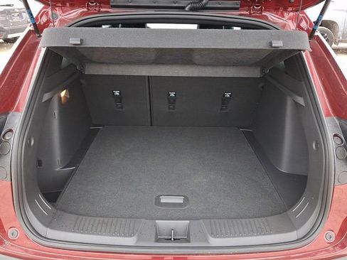 Used 2025 Chevrolet Trax RS w/ Driver Confidence Package image 31