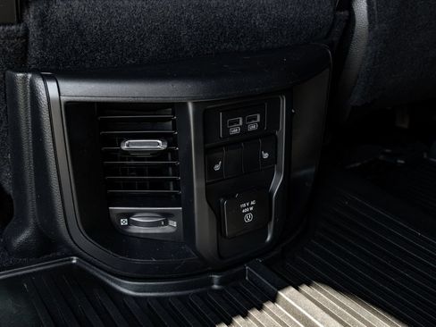Used 2020 RAM 3500 Laramie AWD/4WD image 27