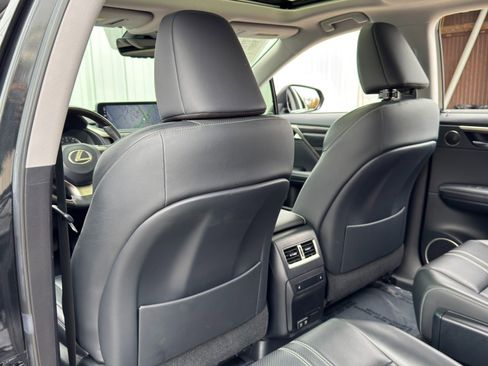 Used 2021 Lexus RX 350L Luxury w/ Accessory Package image 37