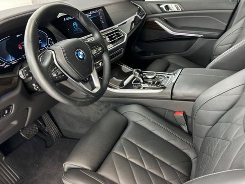 Used 2023 BMW X5 xDrive45e w/ Climate Comfort Package AWD/4WD image 4