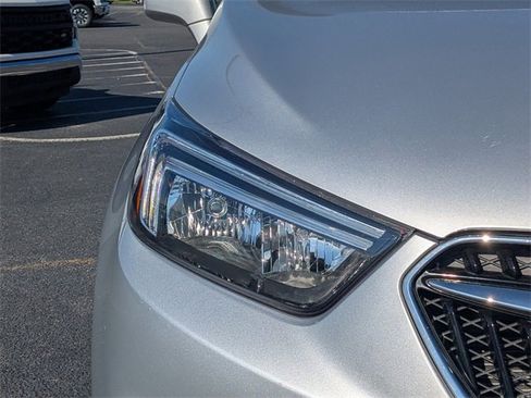 Used 2020 Buick Encore Preferred w/ Safety Package image 11