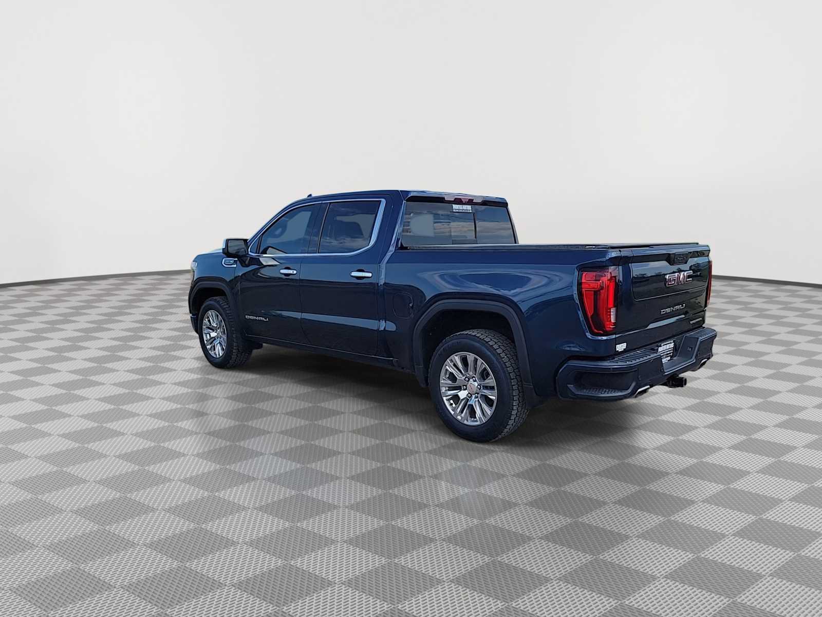 Used 2020 GMC Sierra 1500 Denali w/ Technology Package AWD/4WD image 6