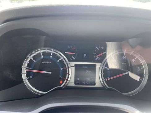 Used 2018 Toyota 4Runner SR5 Premium AWD/4WD image 18