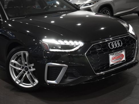 Used 2020 Audi A4 2.0T Premium Plus w/ Premium Plus Package image 3