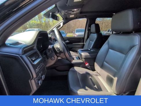 Used 2024 Chevrolet Tahoe Z71 w/ Luxury Package AWD/4WD image 9