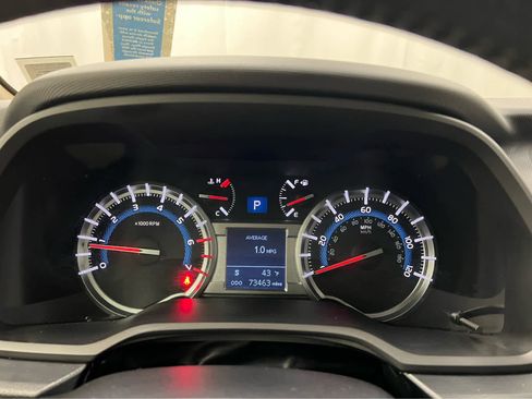 Used 2016 Toyota 4Runner Limited image 29