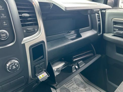 Used 2016 RAM 1500 Big Horn AWD/4WD image 30