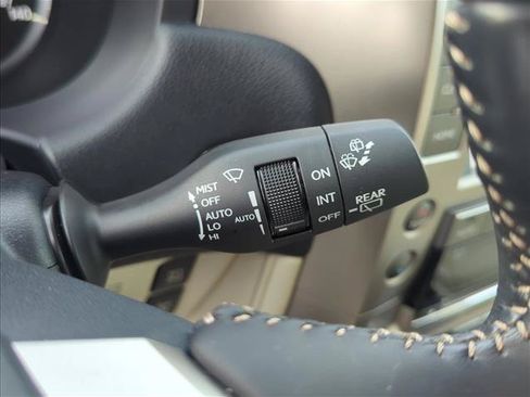 Used 2021 Lexus GX 460 Luxury w/ Accessory Package AWD/4WD image 16