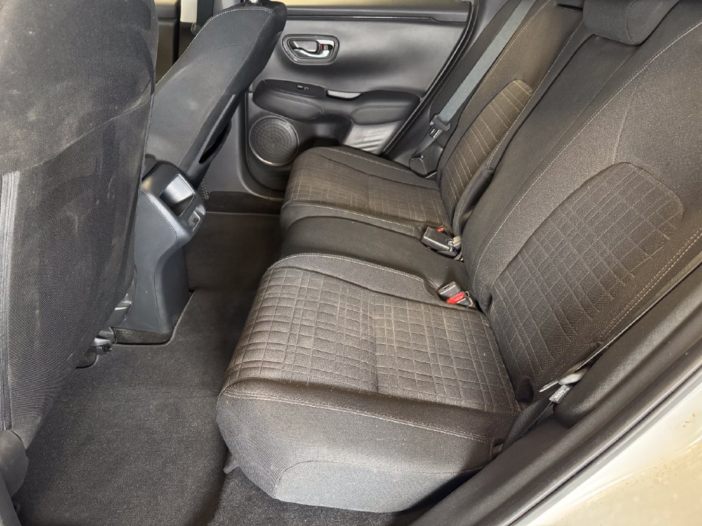 Used 2025 Honda HR-V LX image 21