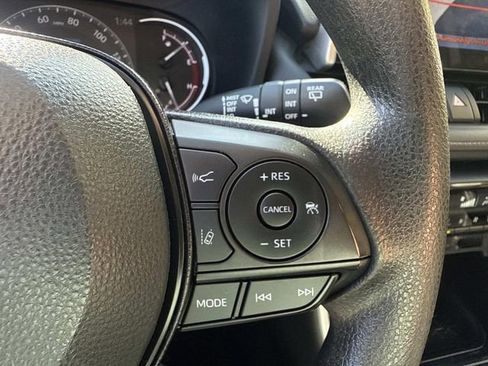 Used 2023 Toyota RAV4 XLE image 29