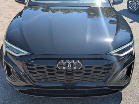 Used 2024 Audi Q8 e-tron Premium Plus w/ Premium Plus Package AWD/4WD image 12