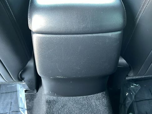 Used 2022 MAZDA MAZDA3 s FWD image 25