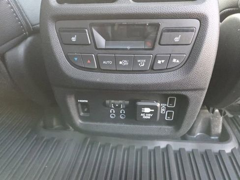 Used 2021 Honda Pilot Elite image 17