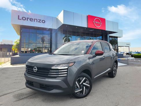Certified 2025 Nissan Kicks SV FWD image 1