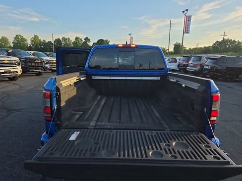 Used 2025 Nissan Frontier PRO-4X w/ Pro Premium Package AWD/4WD image 13