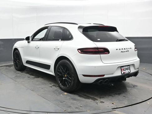 Used 2018 Porsche Macan GTS w/ Premium Package Plus AWD/4WD image 9