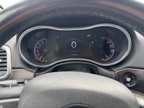 Used 2018 Jeep Grand Cherokee Limited w/ Luxury Group II AWD/4WD image 23