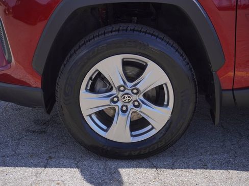Used 2024 Toyota RAV4 XLE w/ Weather Package AWD/4WD image 10